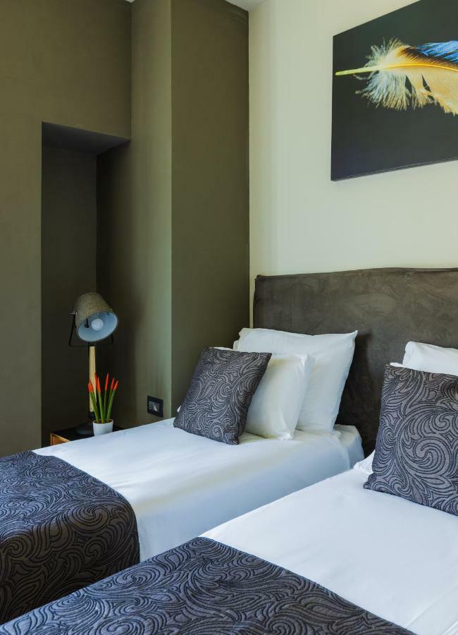 Kalvin Boutique Hotel By Levinsky Market Tel-Aviv Екстериор снимка