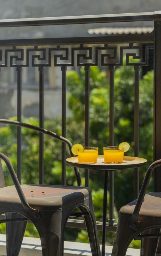 Kalvin Boutique Hotel By Levinsky Market Tel-Aviv Екстериор снимка
